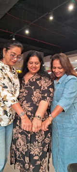 Rashpal, Amita, Dipali and Abhilasha. review photo