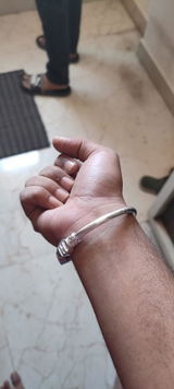 Karthik review photo