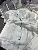 Leah review photo