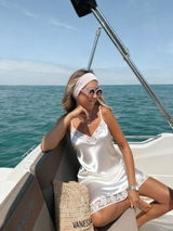 mandee review photo