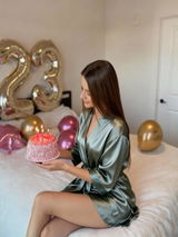 Paola review photo