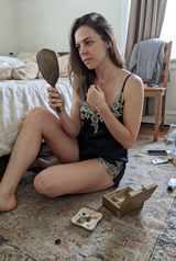 Nina Valenti review photo