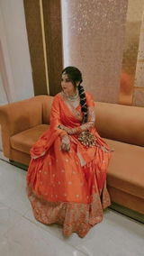 Shikha Tiwari review photo