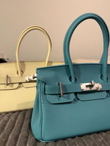 Anonyme review photo