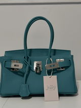 Anonyme review photo