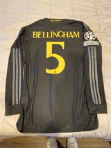 Real Madrid Alternativa 23-24 Jersey Réplica Premium Versión Jugador