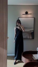 Caroline review photo