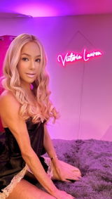 Victoria Lauren Harrison review photo