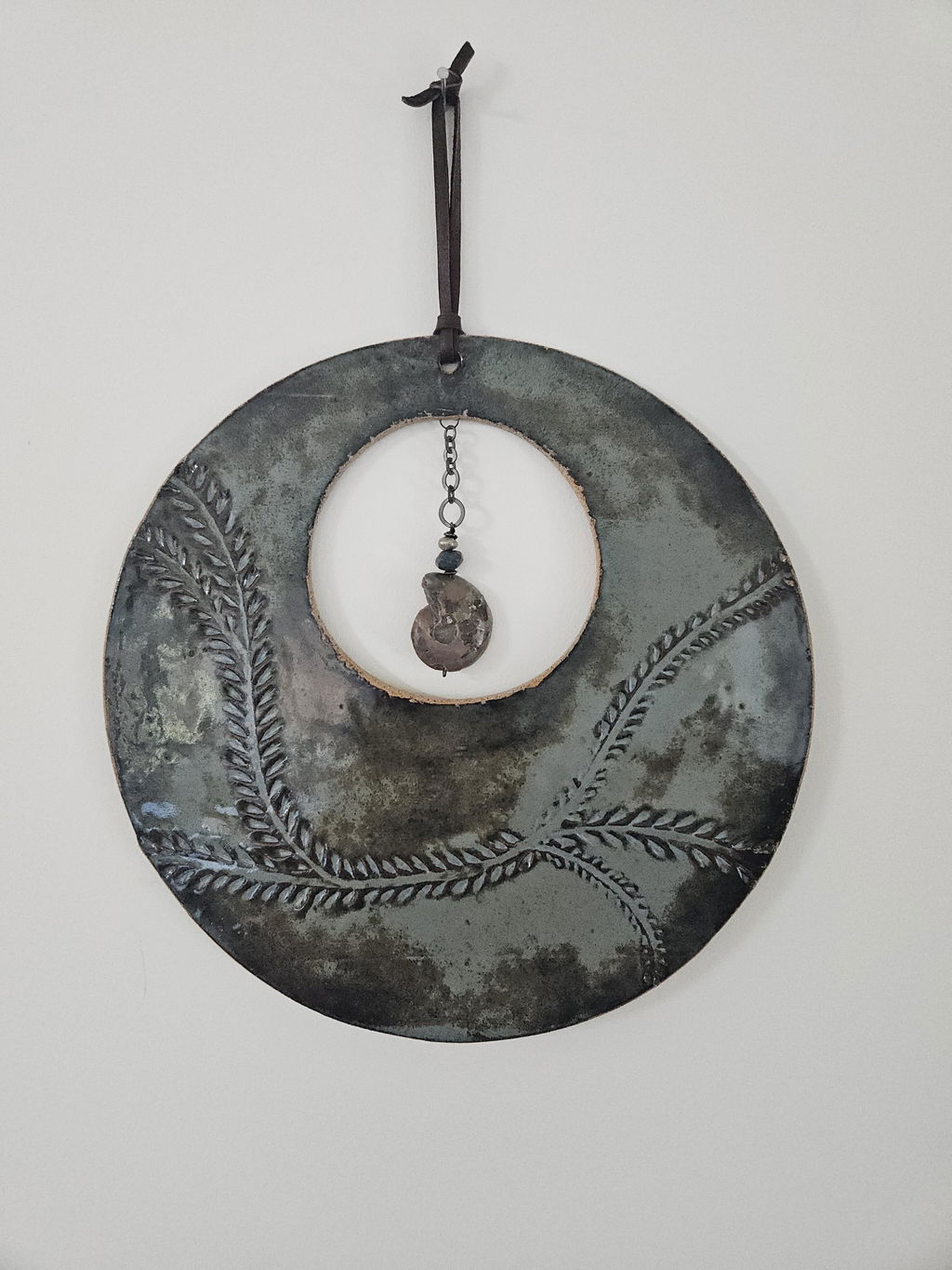 Large Circle Ceramic Wall Hanging No. 06 | Aqua Marine + Ammonite Fossil — FTF_0726