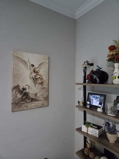 Customer photo of Michael Victorious, Cream Impasto, on a light grey wall