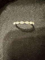 L. review photo