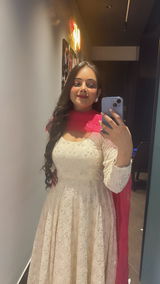 Akshita Taneja review photo