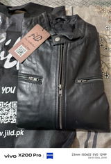 Imran Ahmed review photo