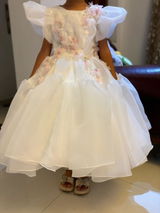 Raquel review photo