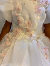 Raquel review photo