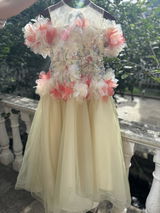 Claudia review photo