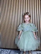 Emma review photo