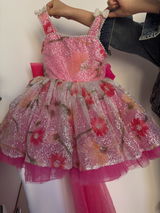Mariah review photo