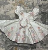 Leonela review photo