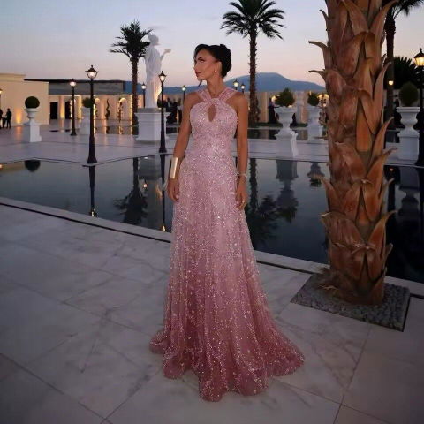 Timeless Gradient Pink Evening Dress with Intricate Beadwork and Flattering Silhouette SS709