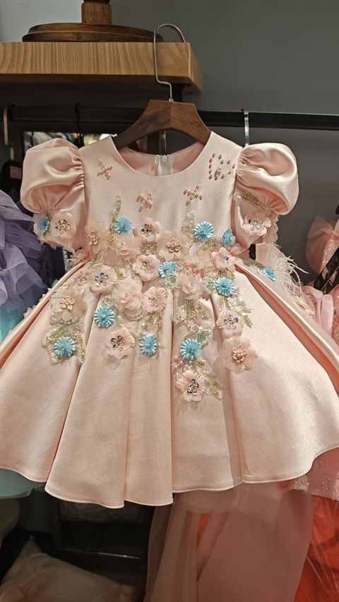 Luxury Pink Girl Dress Beaded Flowers Princess Birthday Gown J842