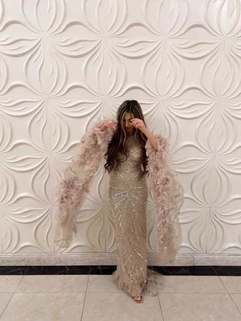 Luxury Mermaid Evening Dress with Feather Cape Sleeves SS082