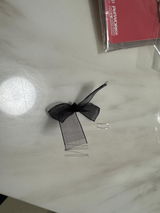 V review photo
