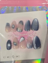 JJ Lee review photo