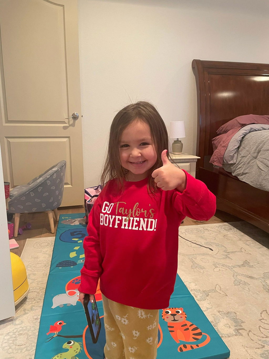 Go Taylor's Husband! Kids Shirt & Sweatshirt