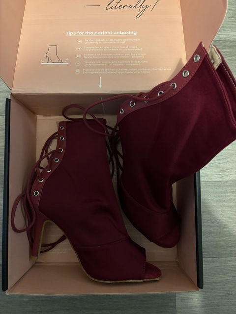 Louane bordeaux - Talons stilettos - Personnalisable