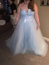 Tiffany Norris review photo