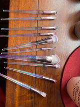 M. review photo