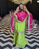 Siddhi Tickoo review photo