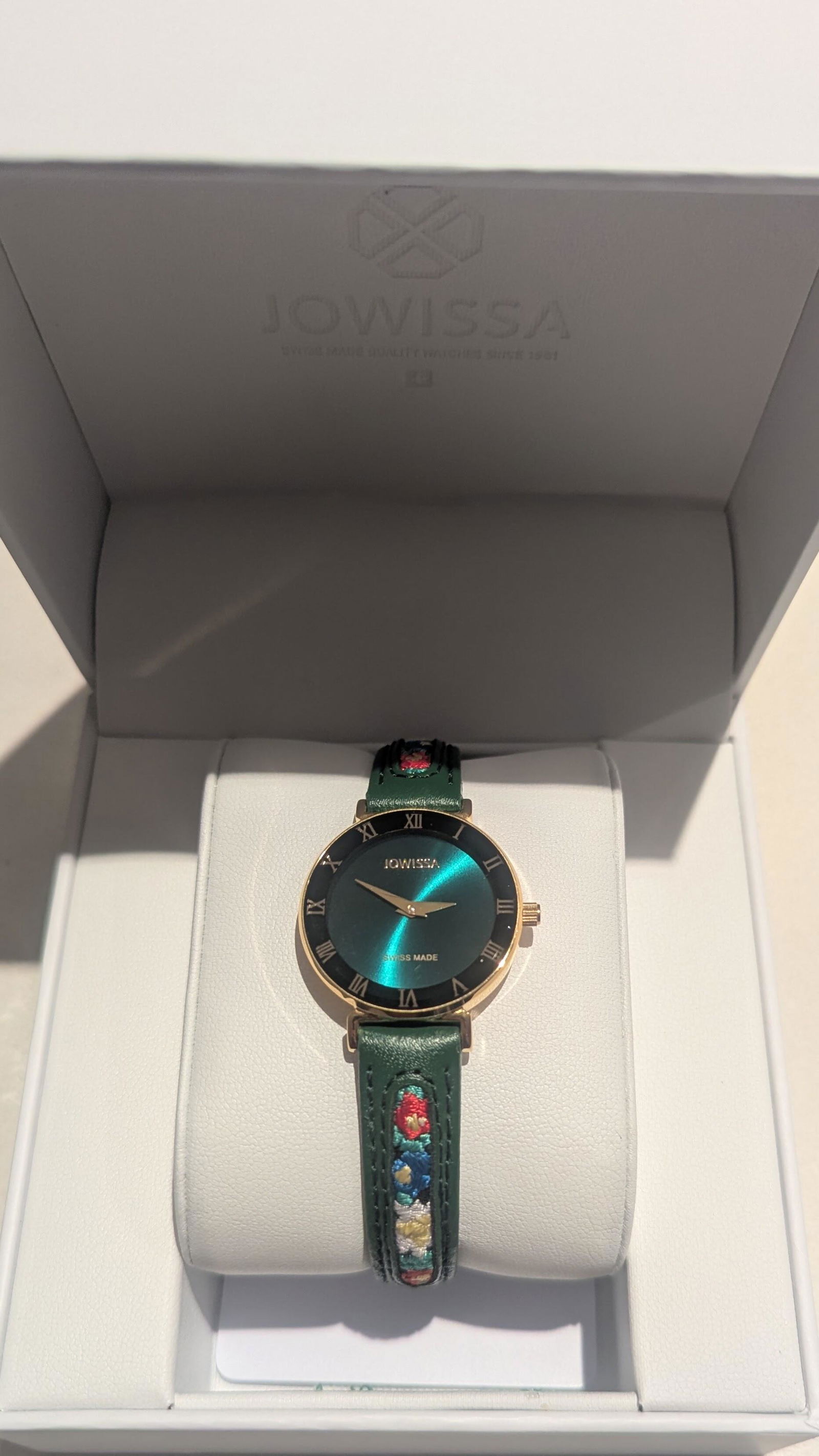 Roma Ethno Swiss Women's Watch White Roman Dial Red Leather