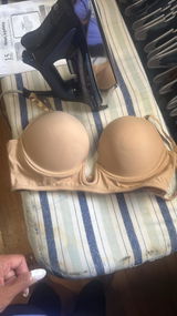 Vaneza Febrier review photo