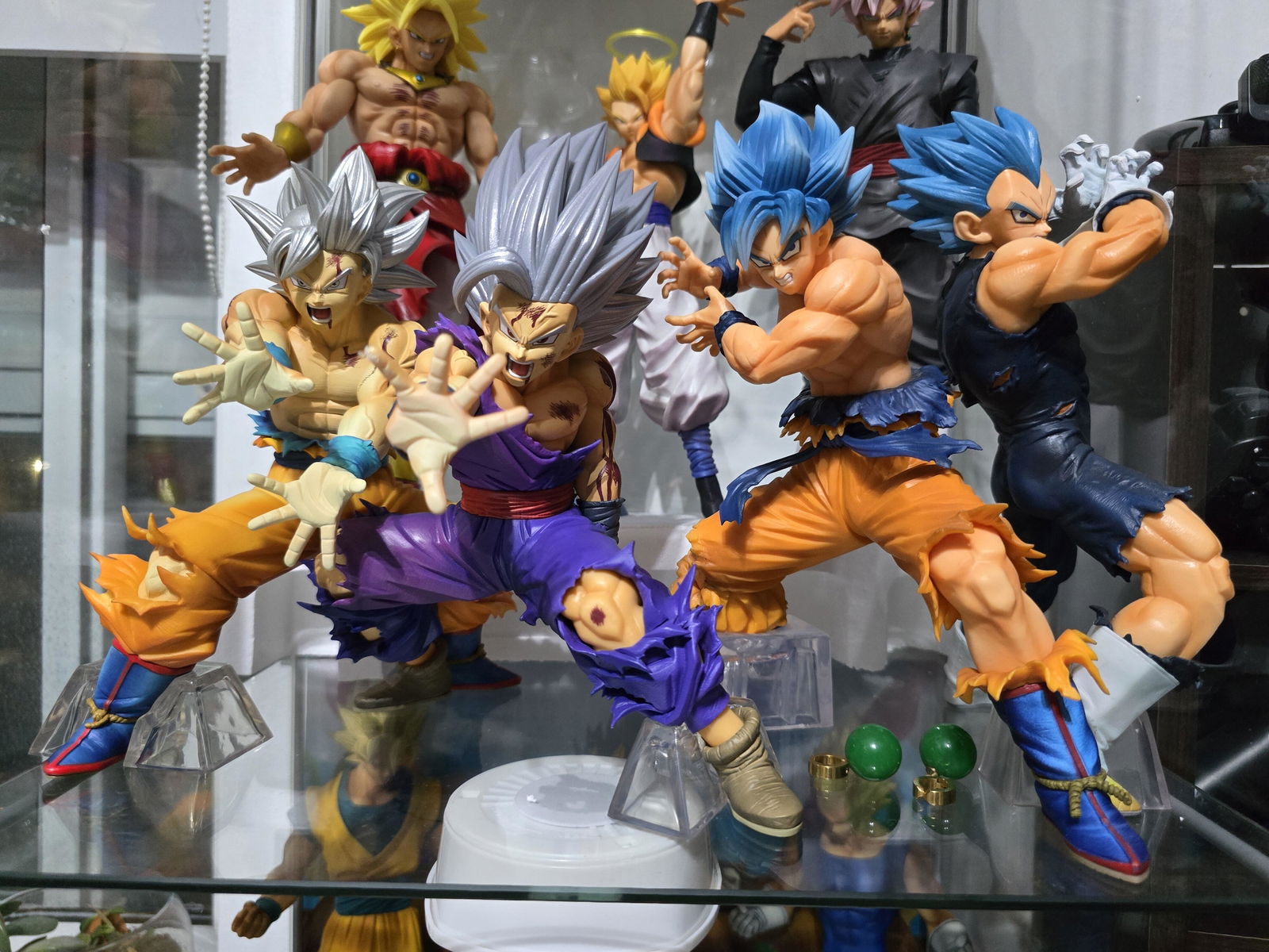 Dragon Ball Super 10th Anniversary Edition Son Goku Ultra Instinct