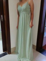 Lucy Flores review photo