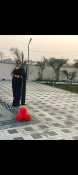 Smriti tiwari review photo