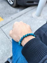 Leo review photo