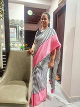 Roopashree Das review photo