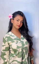 Khushi Singh review photo