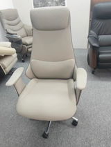 Colby E review photo