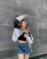 Yu Zhang review photo