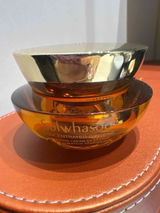 Noppamas Sriburanasiri review photo