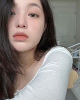 je c. review photo