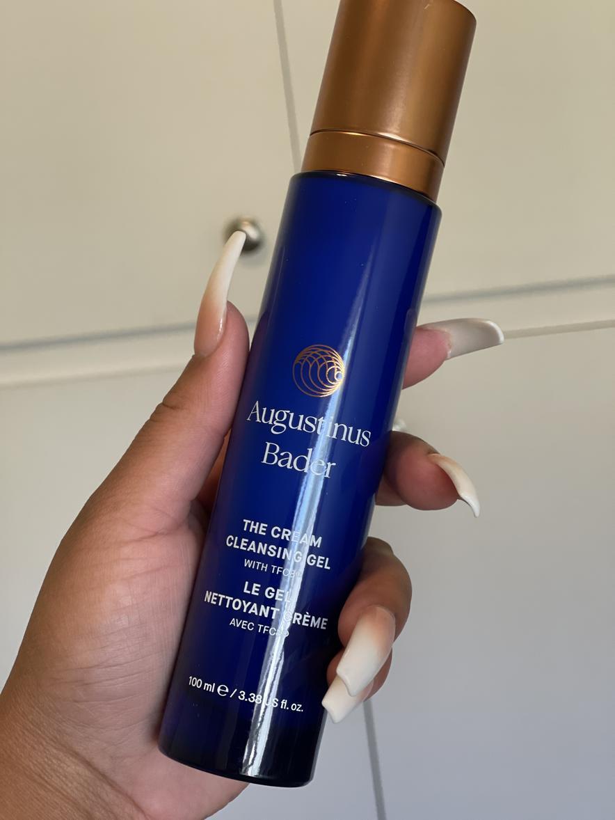 Clara Victoire Girard review photo
