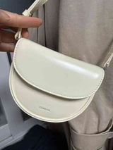 谷口 綾香 review photo