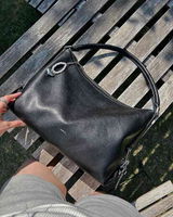 Loredana Maria De Santis review photo
