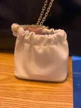 황윤지 review photo