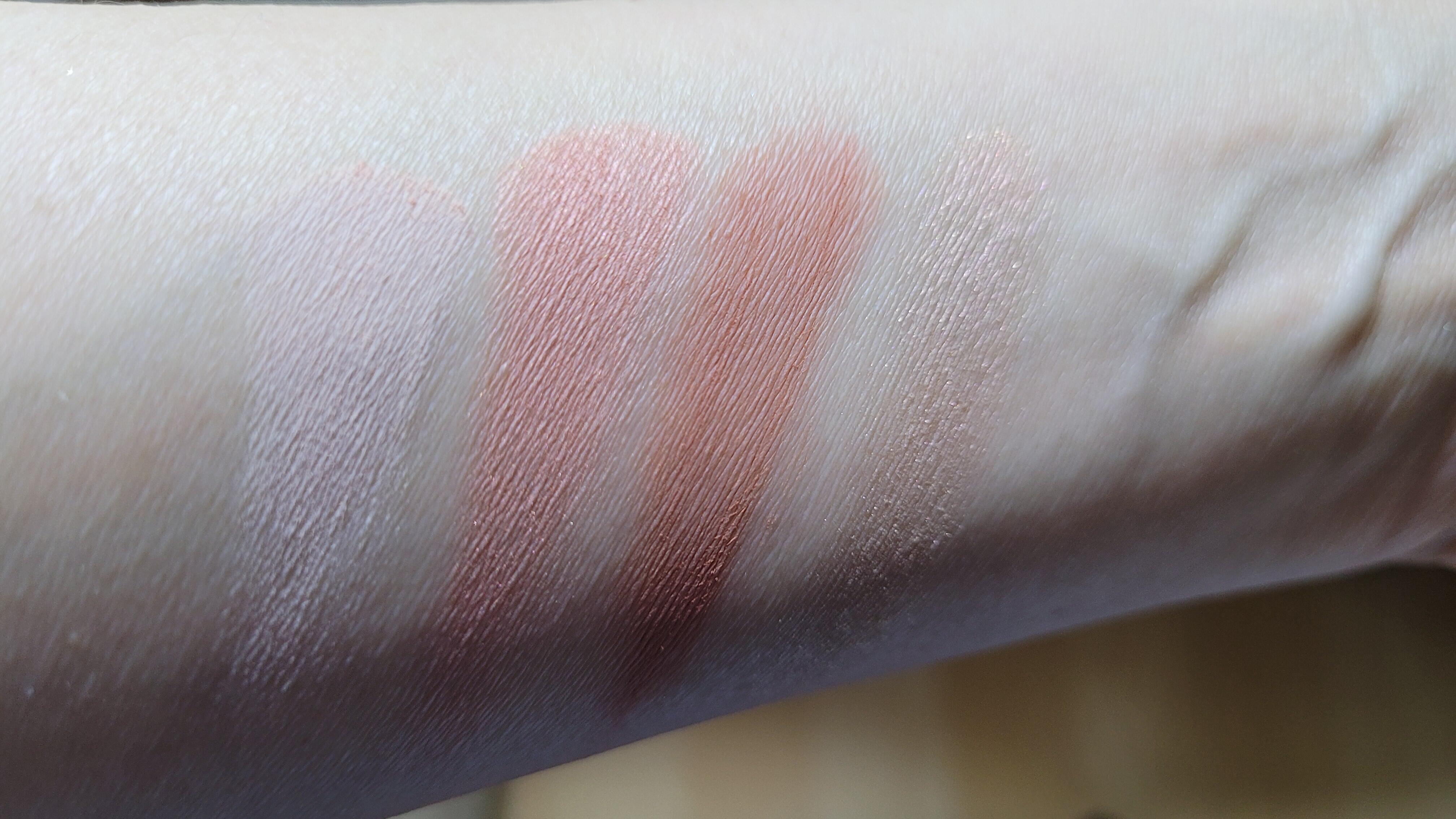Amandine Marie-Rose Poulin review photo